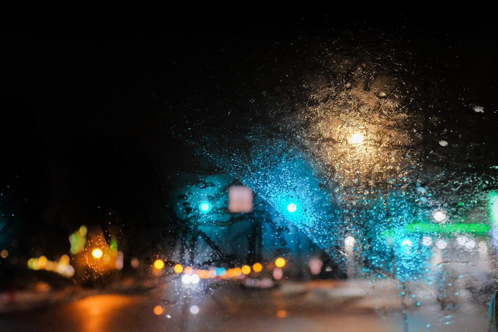 Glisten: Kyle Undem -
 X100F | F4 | 1/125 | 6400