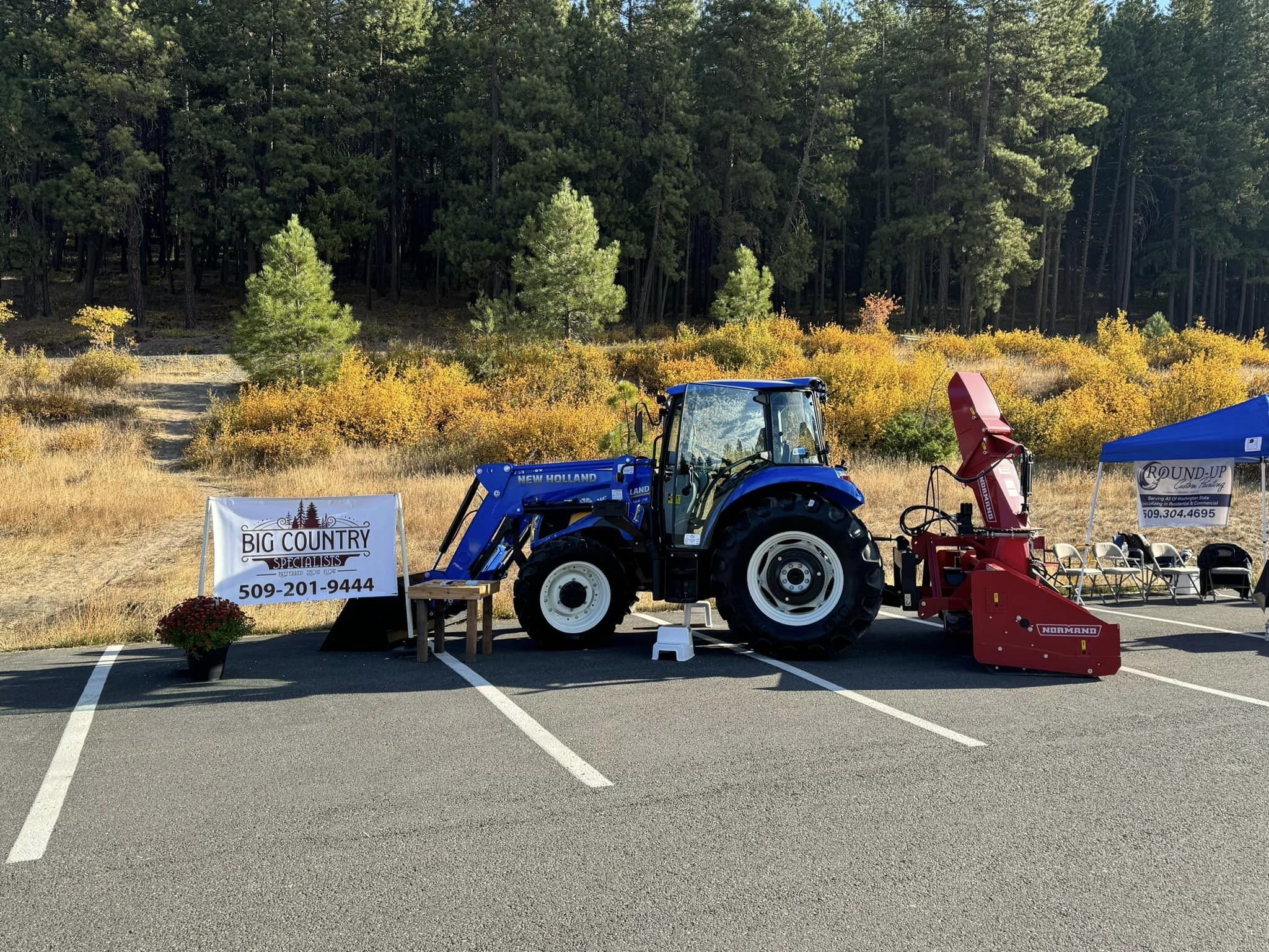 Oranssi carpenter using bench saw