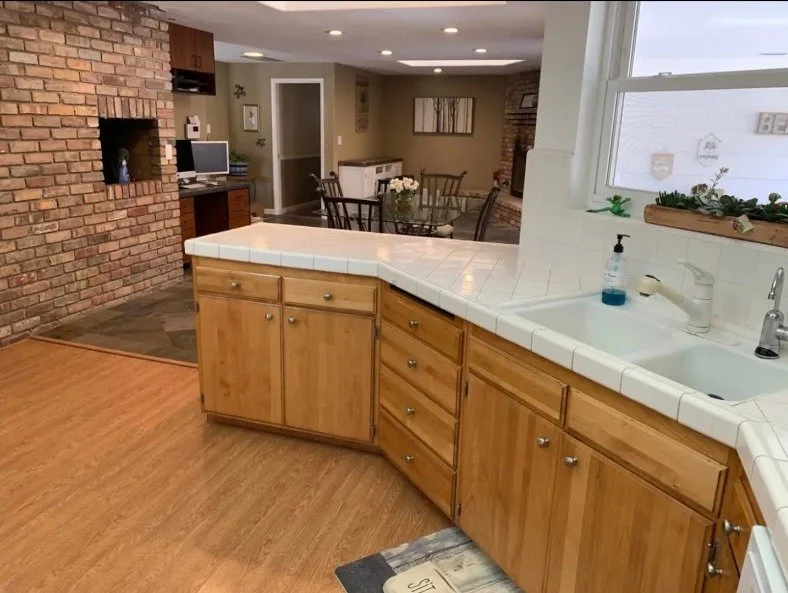 WhatsApp Image 2024-10-05 at 10.05.35 PM.jpeg