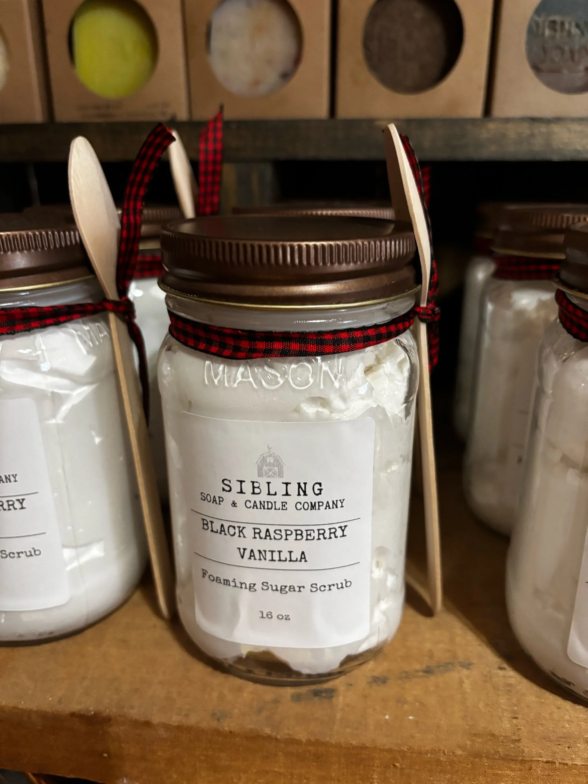 Black Raspberry Vanilla Foaming Sugar Scrub
