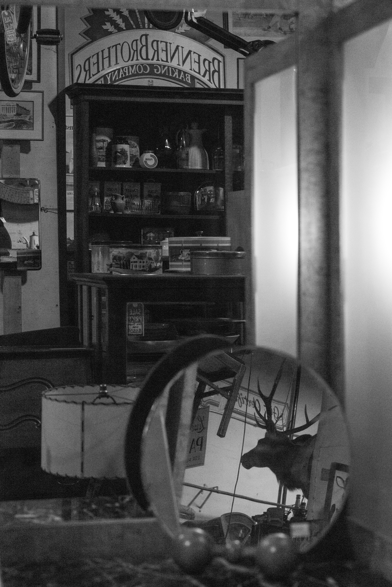 December 2025; Seattle Antiques Market.