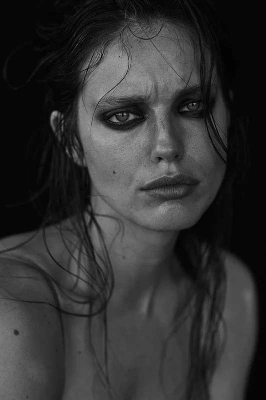 Narcisse-Magazine-Issue-6-Emily-DiDonato-by-David-Roemer-27_3.jpg