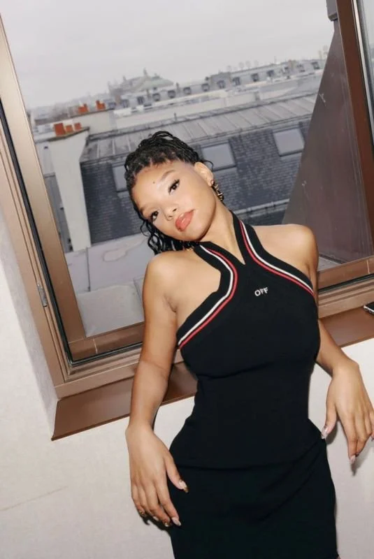 halle-bailey-off-white-paris-fashion-week-show-photoshoot-february-2024-7_thumbnail.jpg