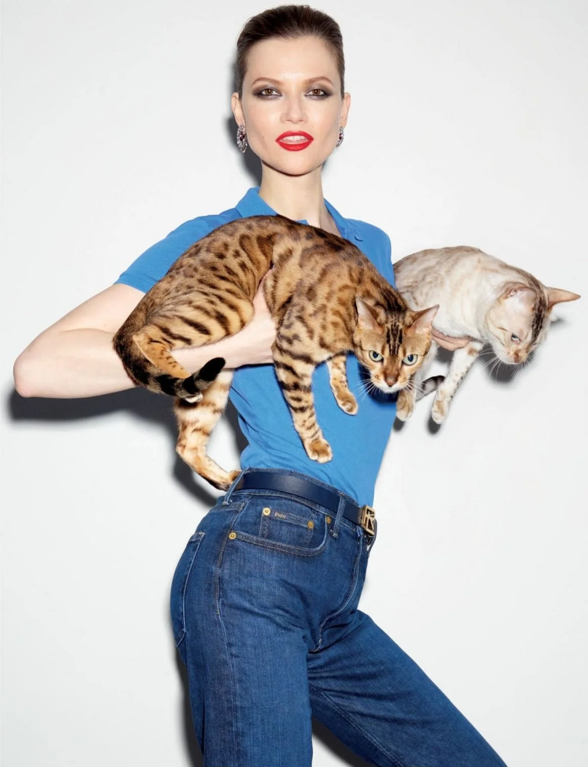 kasia-struss-for-harper-s-bazaar-magazine-singapore-may-2022-1.jpg