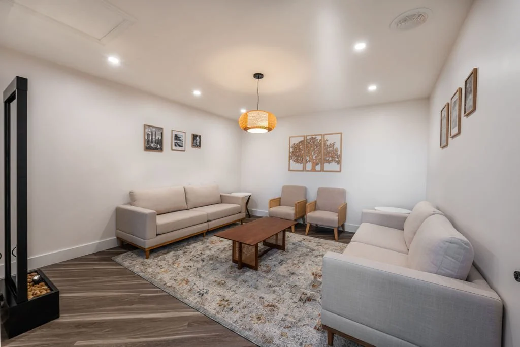 Zen Den at Woodhaven Manor, a calm space used for small groups, family sessions, recovery work, and quieter conversations.