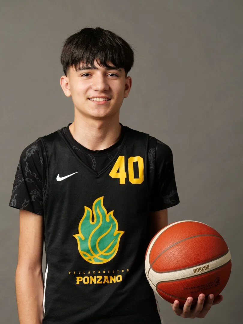 Giocatore di basket under 17 maschile della pallacanestro ponzano