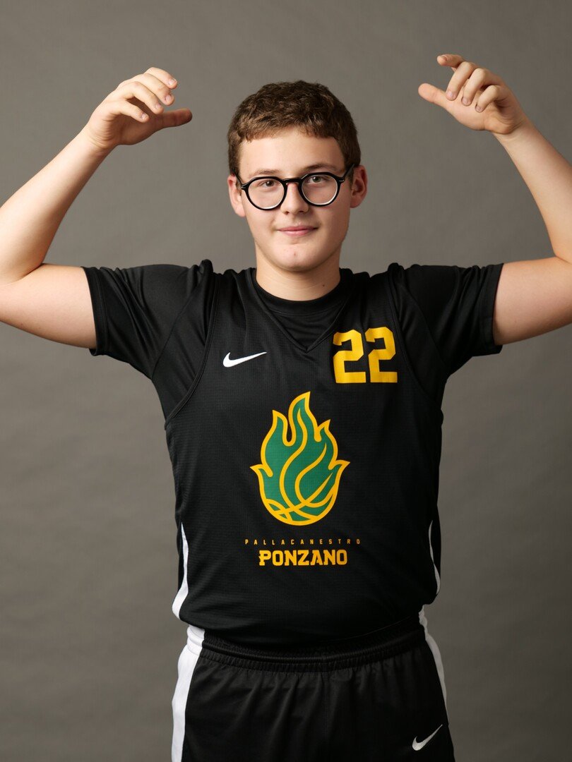 Giocatore di basket under 17 maschile della pallacanestro ponzano