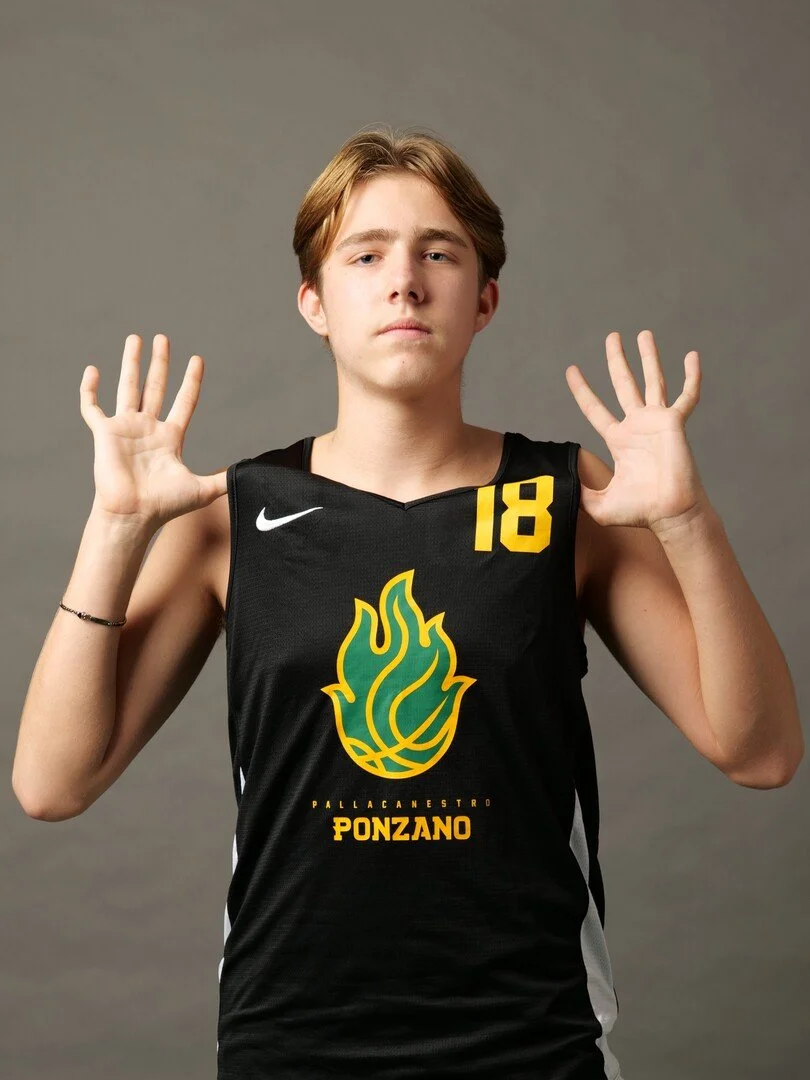 Giocatore di basket under 17 maschile della pallacanestro ponzano