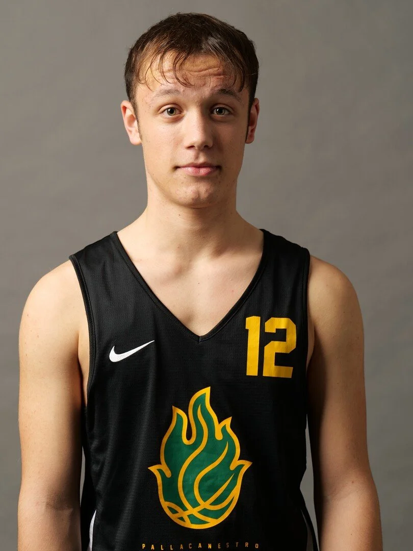 Giocatore di basket under 17 maschile della pallacanestro ponzano