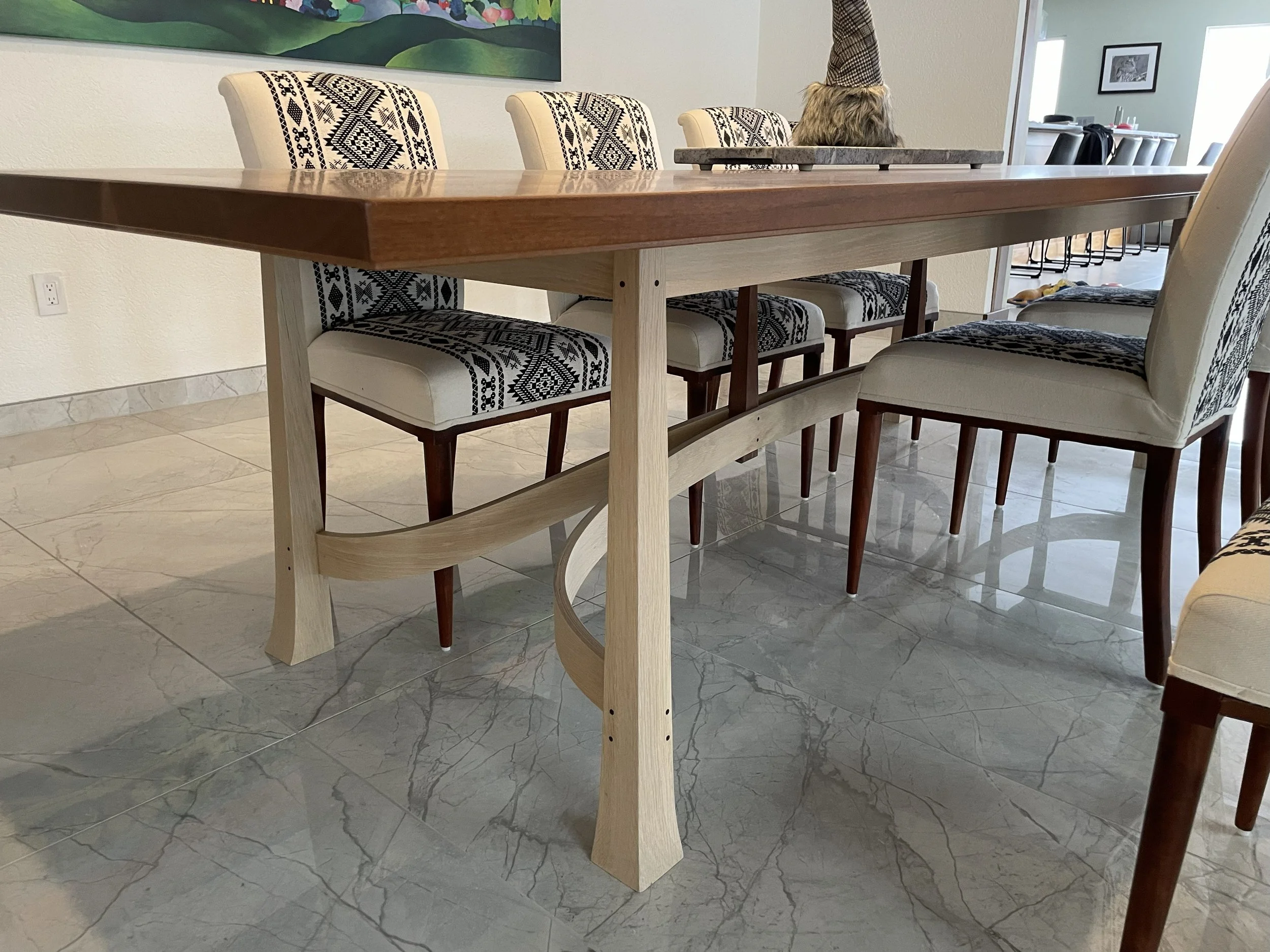 Arts and Crafts Dinning.jpg