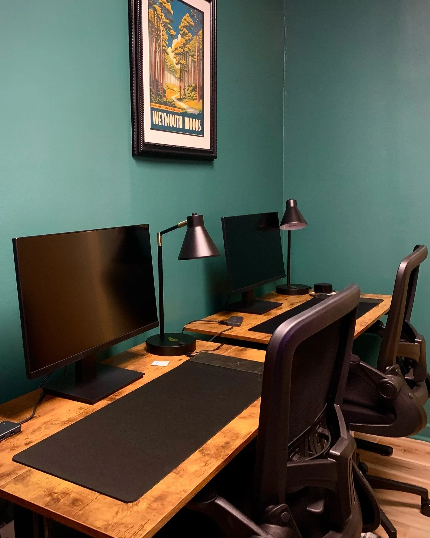 Choose your favorite cozy working space and let us know in the comments what space is your favorite to work at