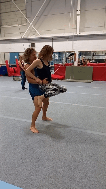 Motion Forword - Words of a Therapist: Head-Bang Fails, Painful Trails, and Shin-Splint Tales