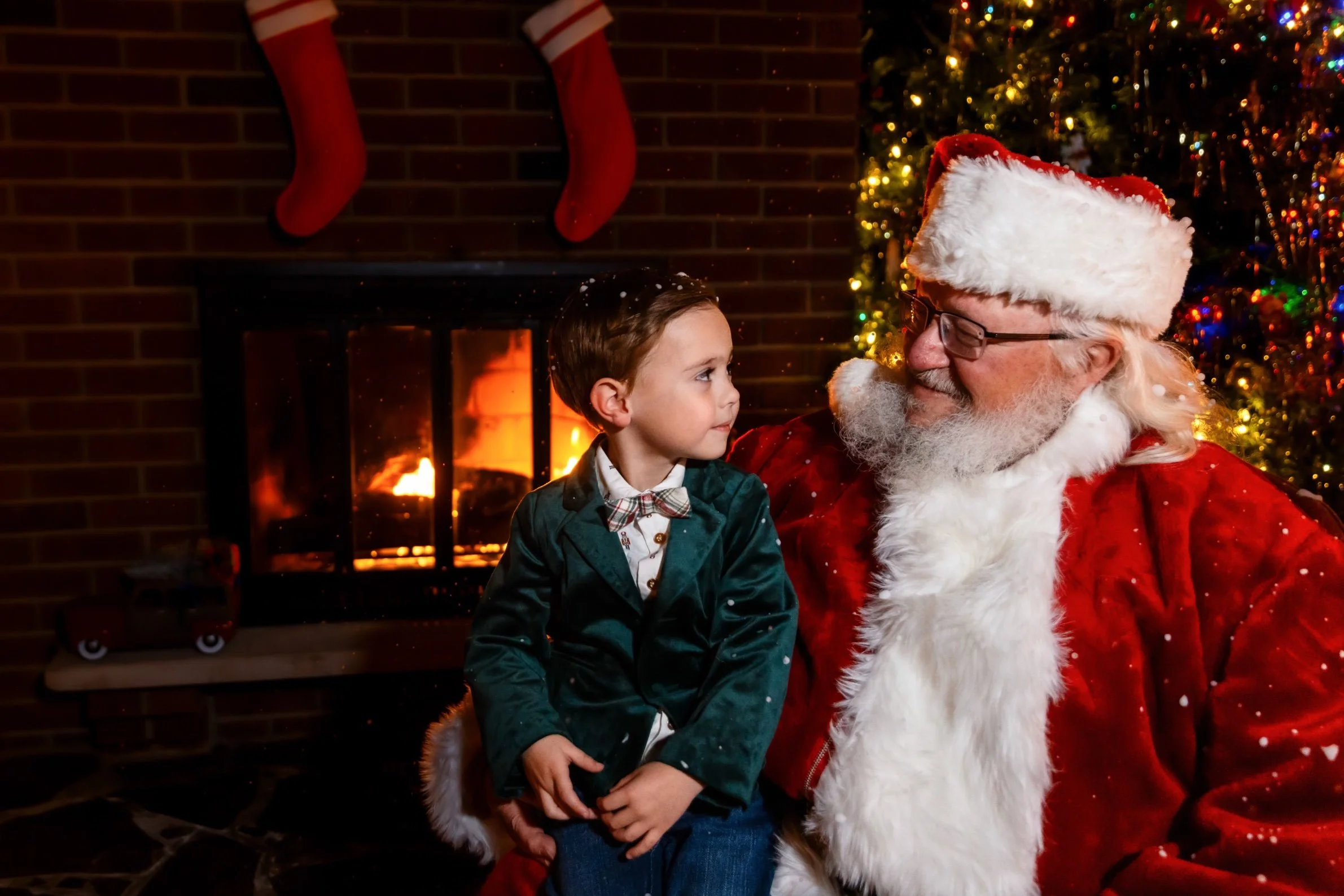 Santa photo at KLT A-Frame