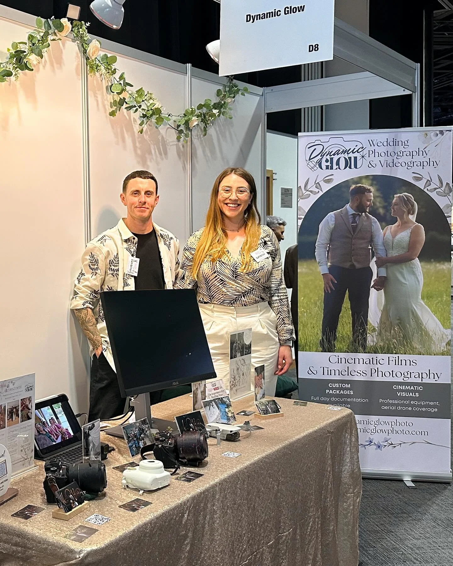 Dynamic Glow ✨ Caitlin &amp; Joel

Photo &amp; Video duo recently moved from Cornwall to Northern Ireland. After some amazing wedding shows around Belfast, we&rsquo;re almost at 1,000 followers!

Thanks for all the love and support 🤍