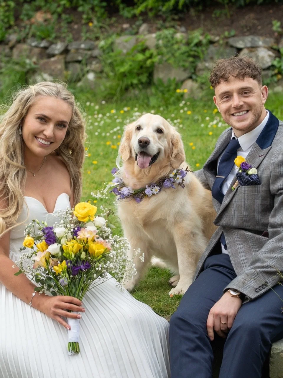Furever with the McAuley&rsquo;s 🐶😻💍💒👰&zwj;♀️🤵&zwj;♂️
We love involving your extended family in your wedding photos and help to accommodate this with treats on the big day 🦴😉
.
.
#northernirelandwedding #belfastwedding #niwedding #weddingday 