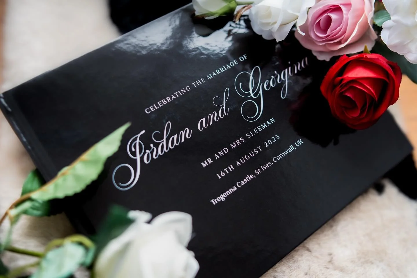Great news, Our Wedding Photography Packages include a Wedding Photo Album 🌹