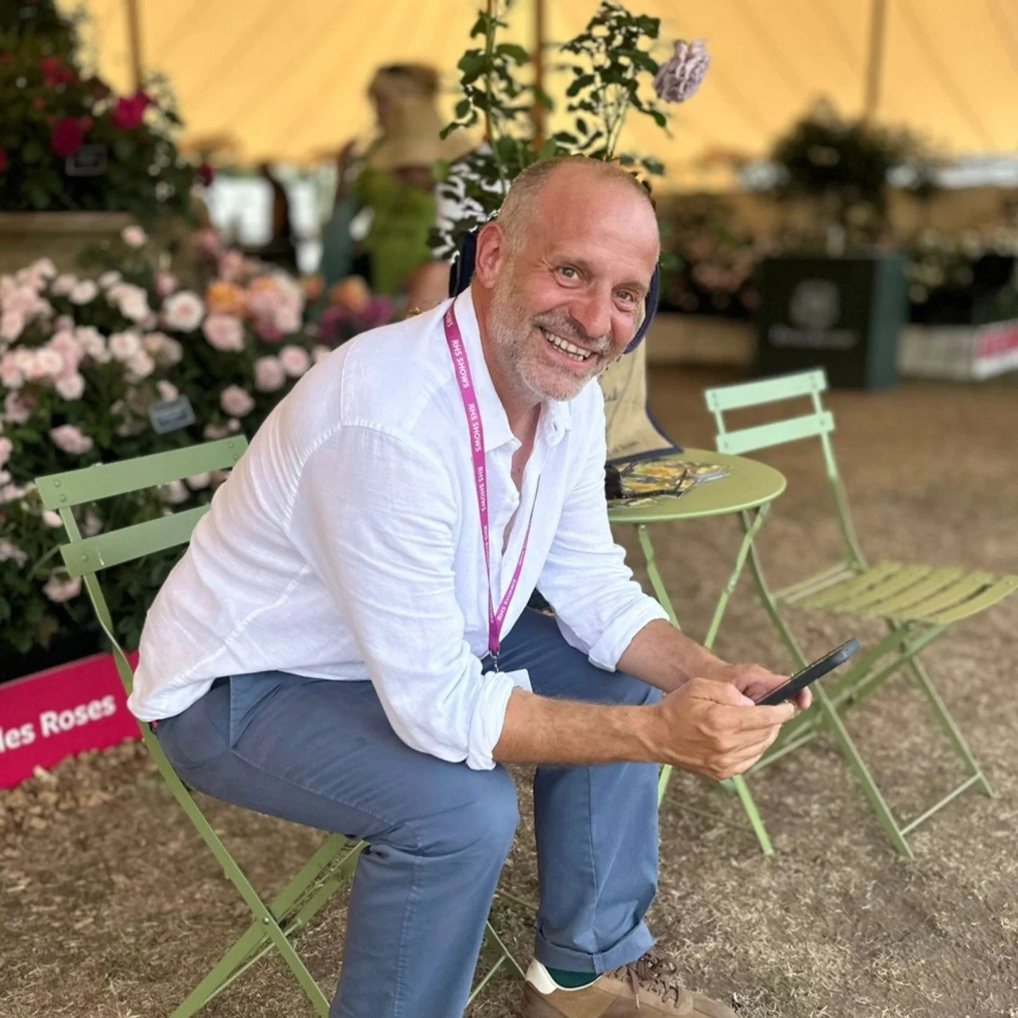 It’s curtain up! - PRESS RELEASE