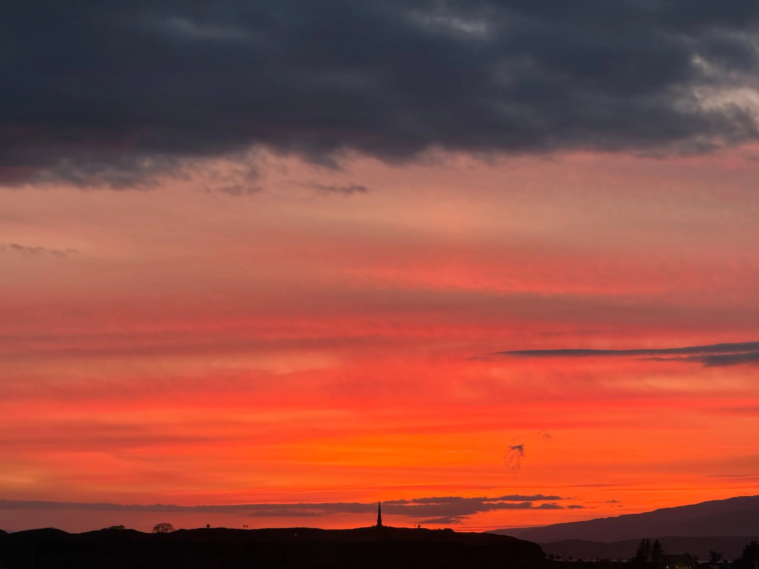 Evening trip added tomorrow at 7:30pm ☀️ The forecast looks fantastic for a sunset cruise!

https://www.seatrek.co.uk/book

#sunset #sunsetcruise #outerhebrides #sunsetscotland
