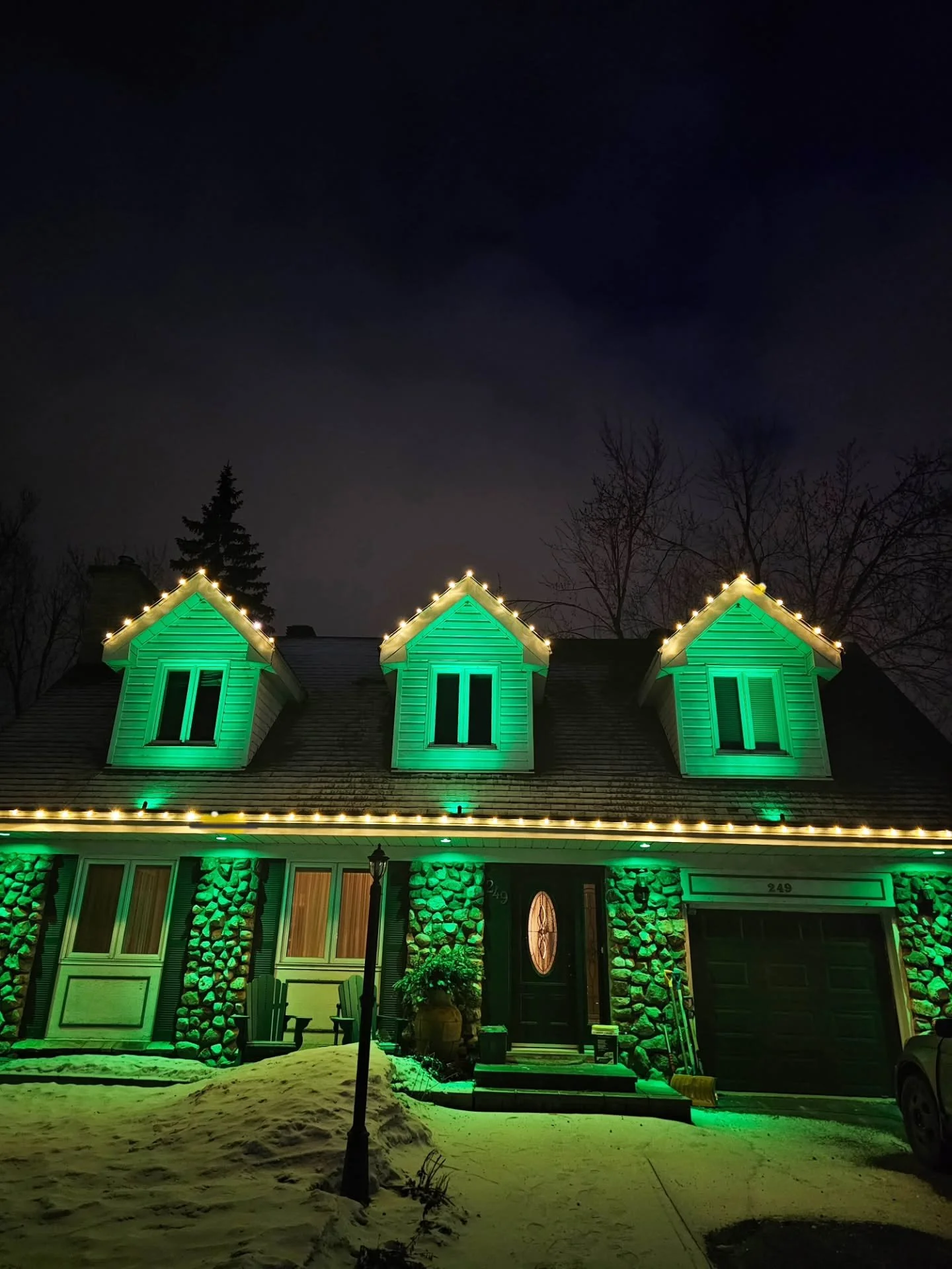 Happy St. Patrick&rsquo;s Day 🍀

A simple change in lighting can completely transform a home.

Whether it&rsquo;s a subtle warm white glow or something a little more festive like this. We design lighting to match the moment, the season, and your sty