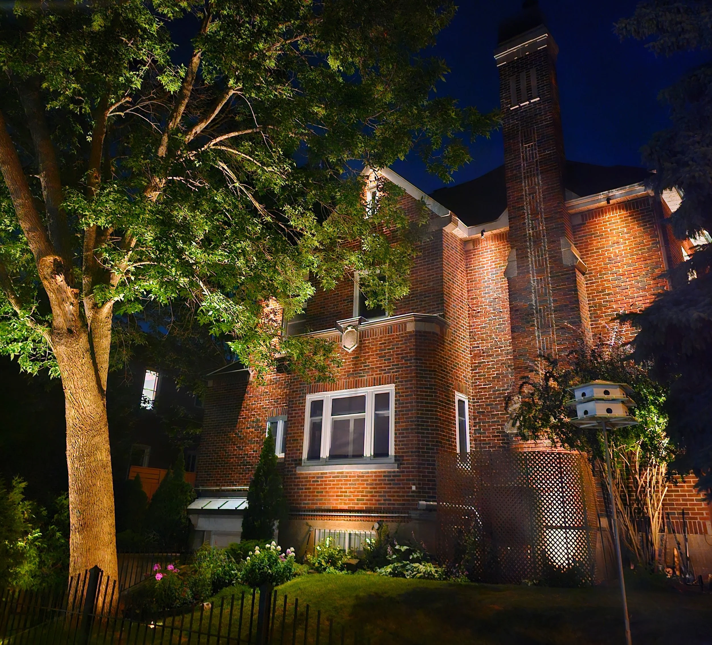 Landscape lighting house & tree2.jpg