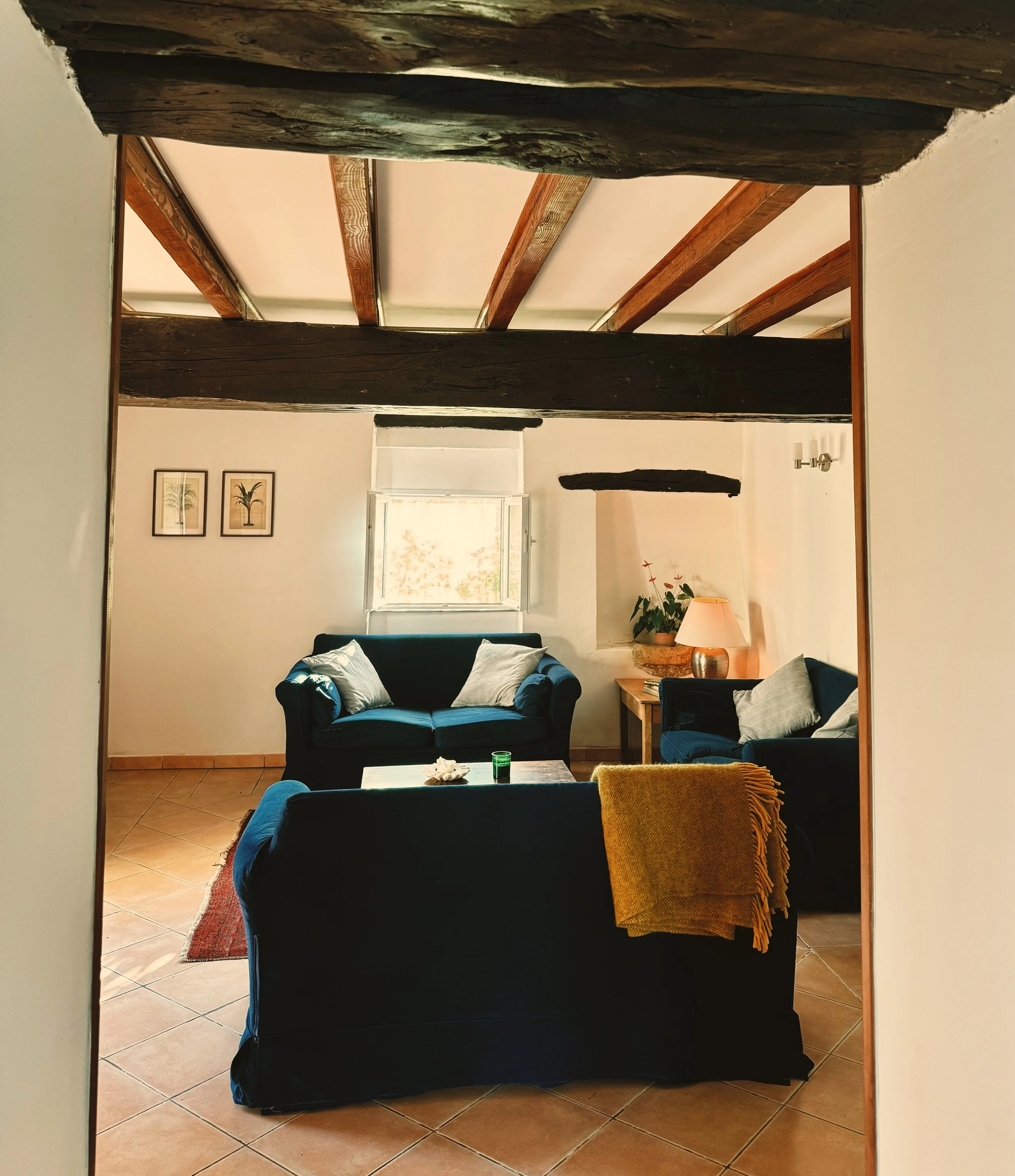 L'Ostalet living room