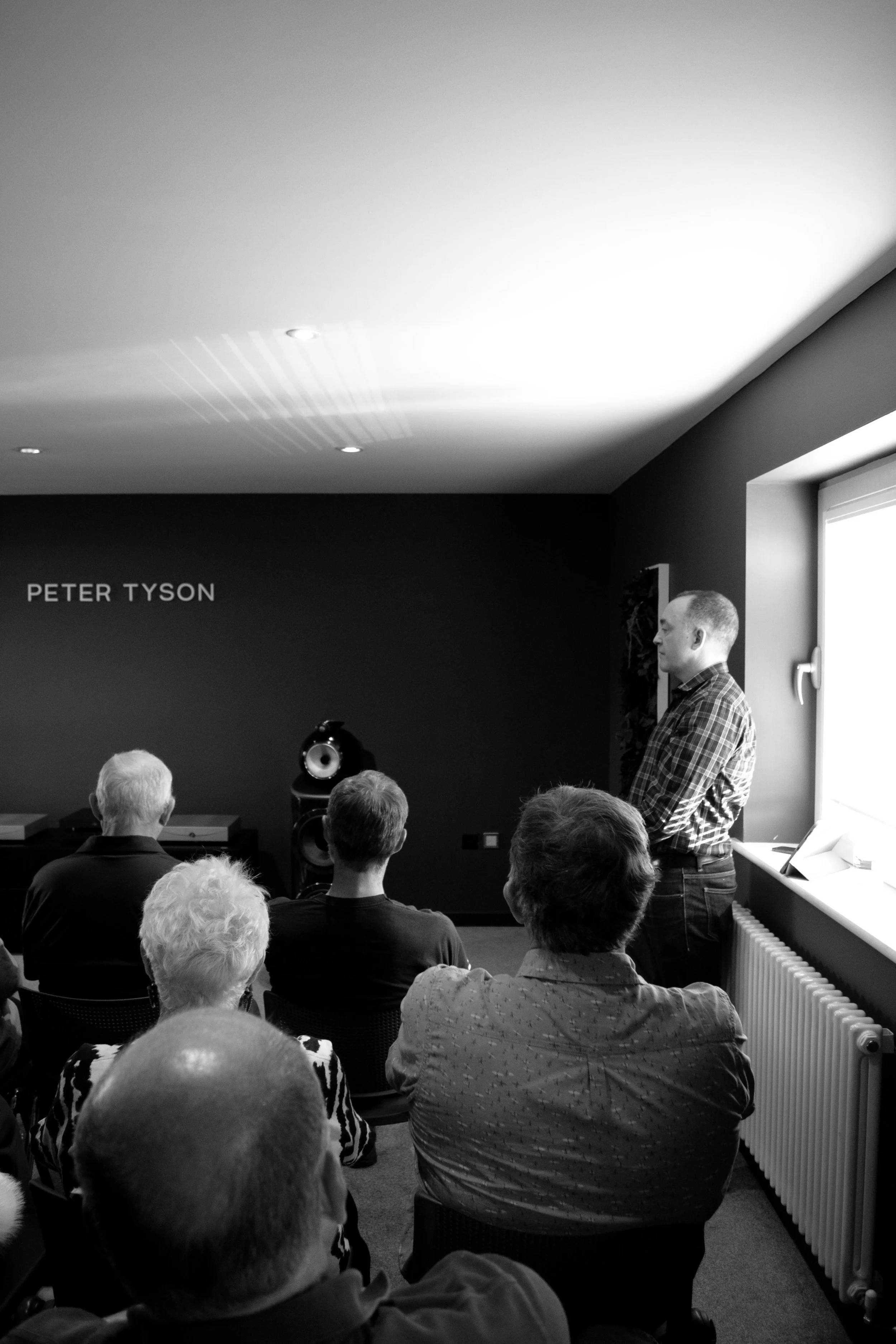 Gilad Demo Room.jpeg