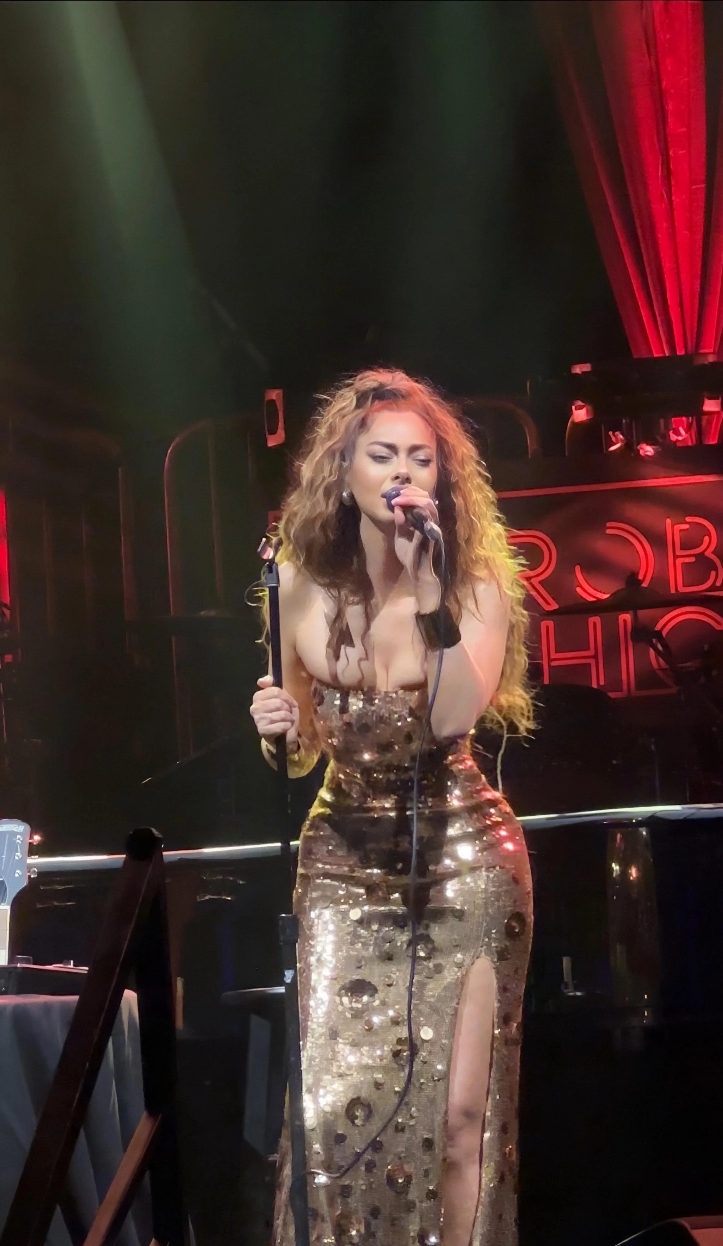 Sonna Rele Live: HIGH FREQUENCY