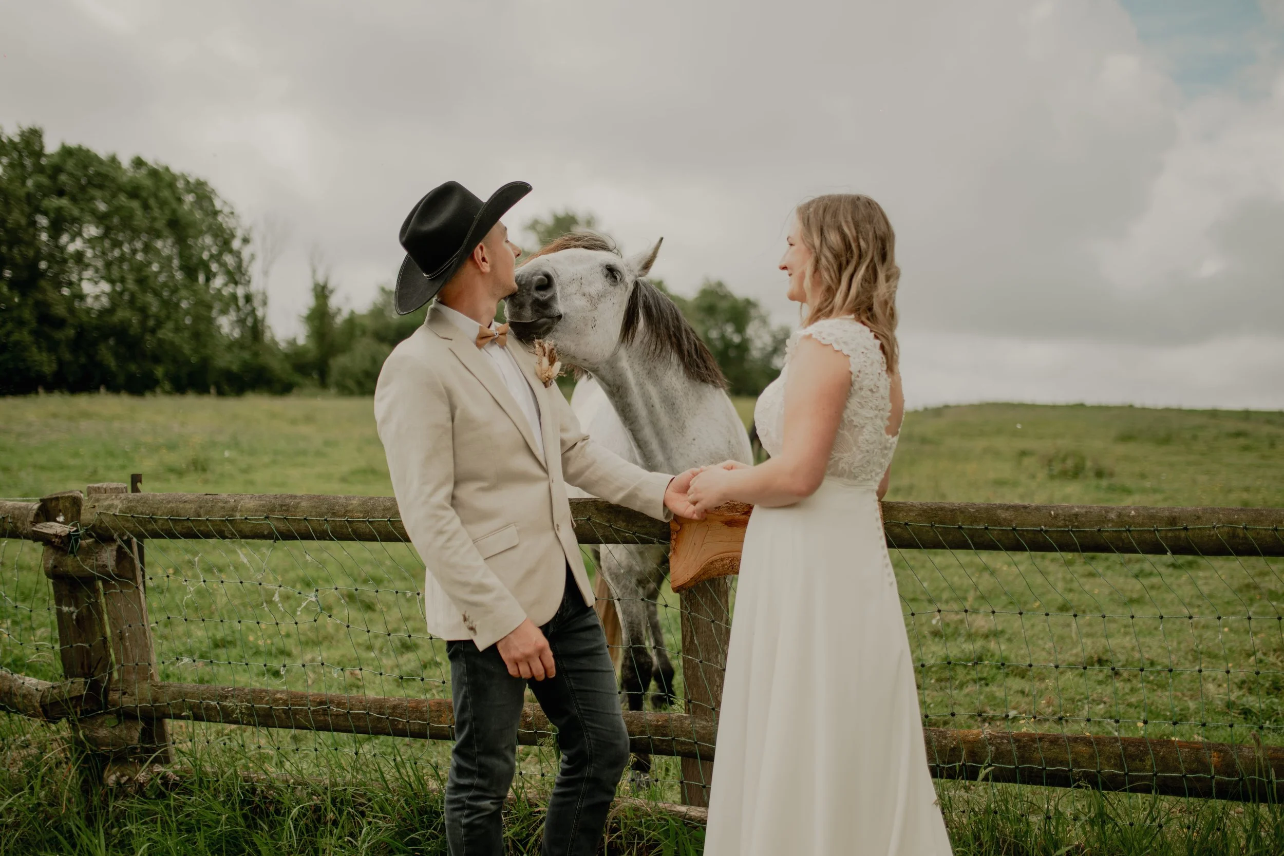 Mariés cheval Domaine du Grand Marais