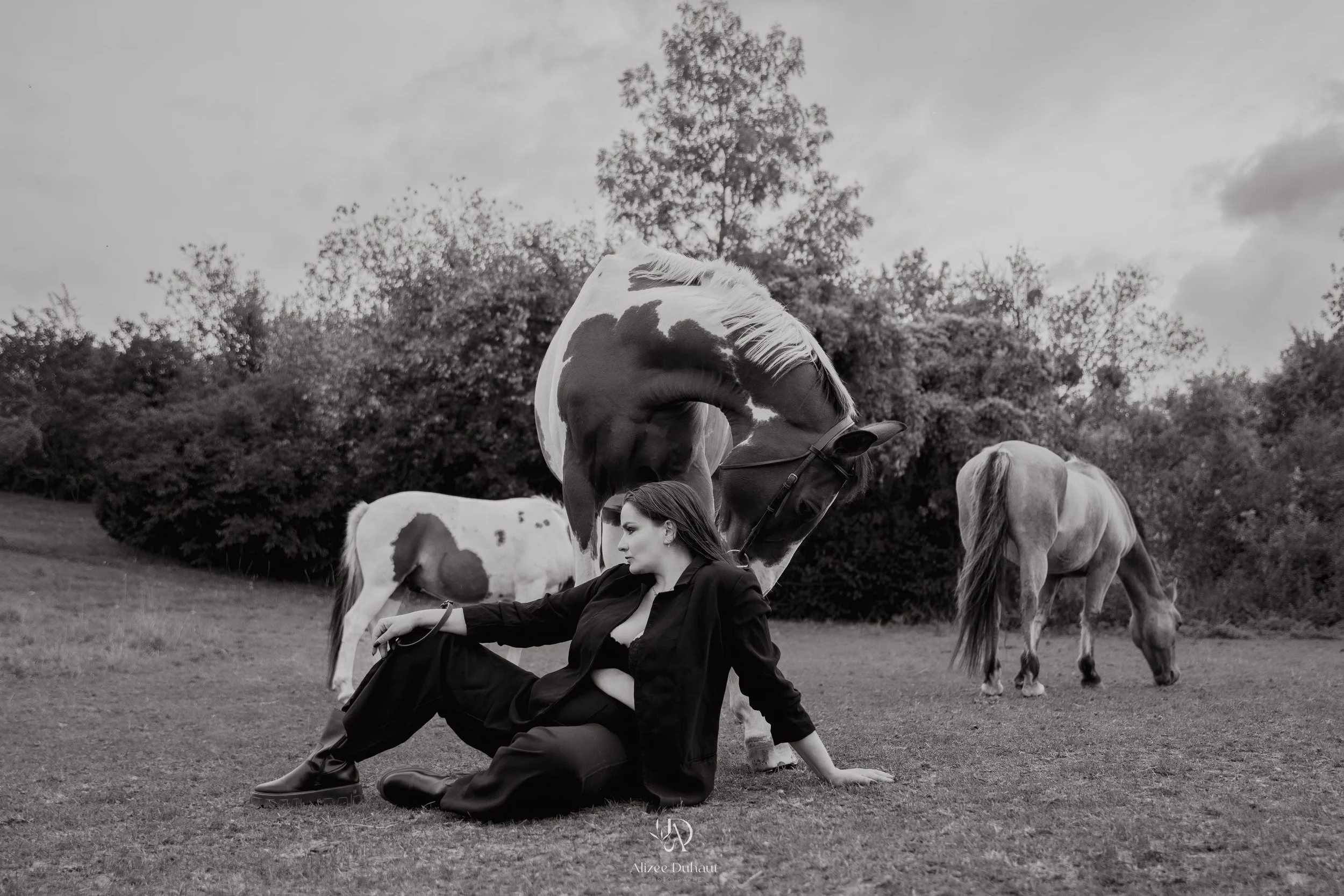 Séance photo mode cheval mannequin noir et blanc Hauts de France