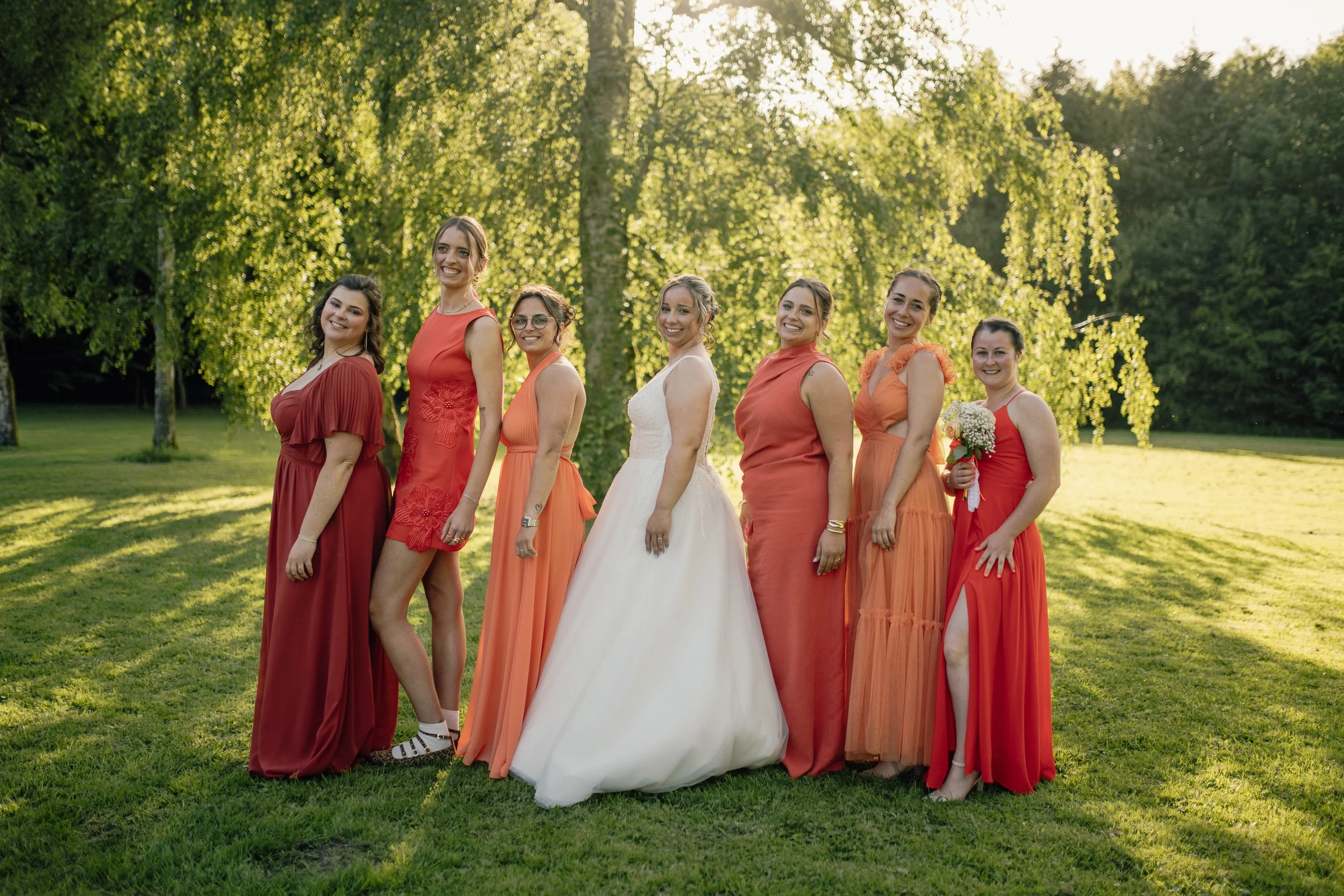 Mariage orange demoiselles d'honneur