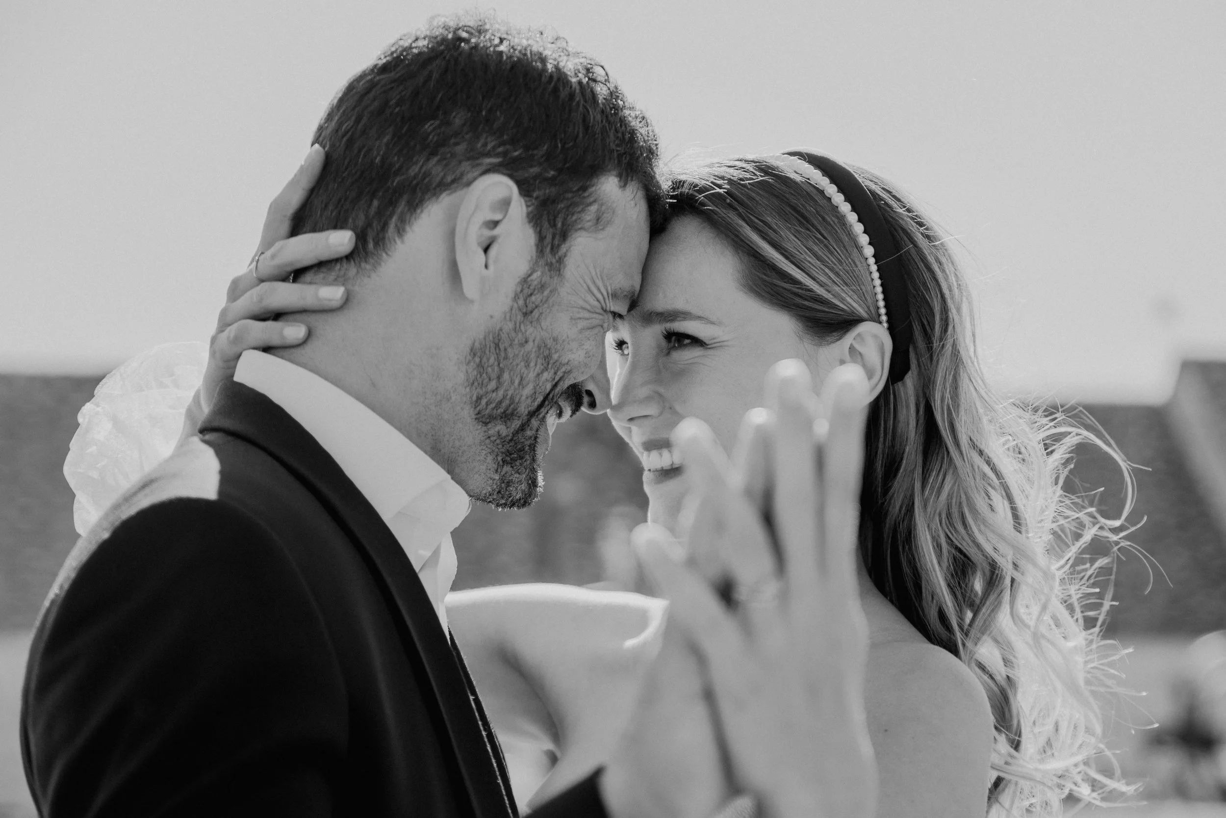 Couple de mariée, noir et blanc, Paris Ile de France