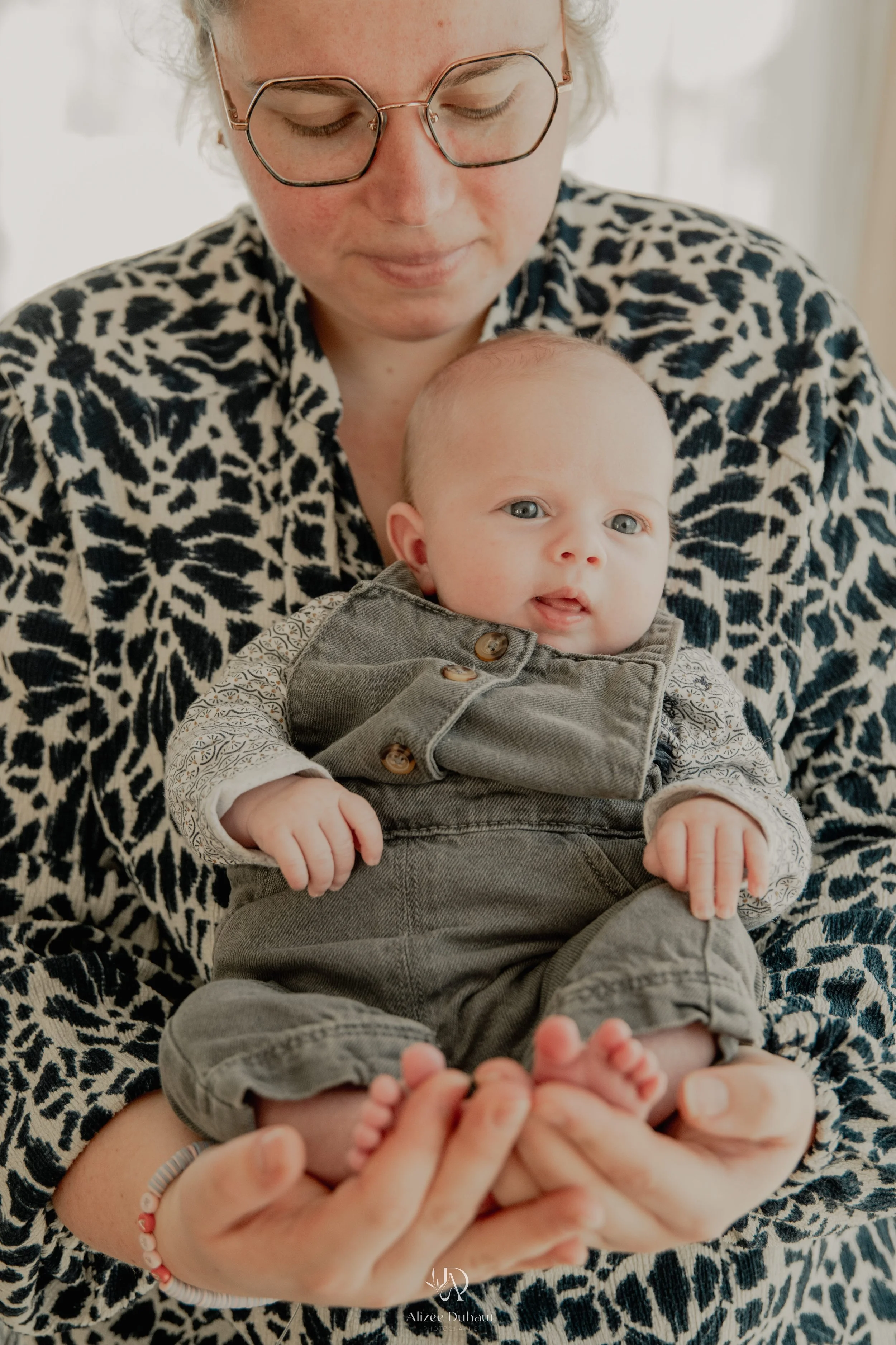 Séance bébé qui s'amuse 