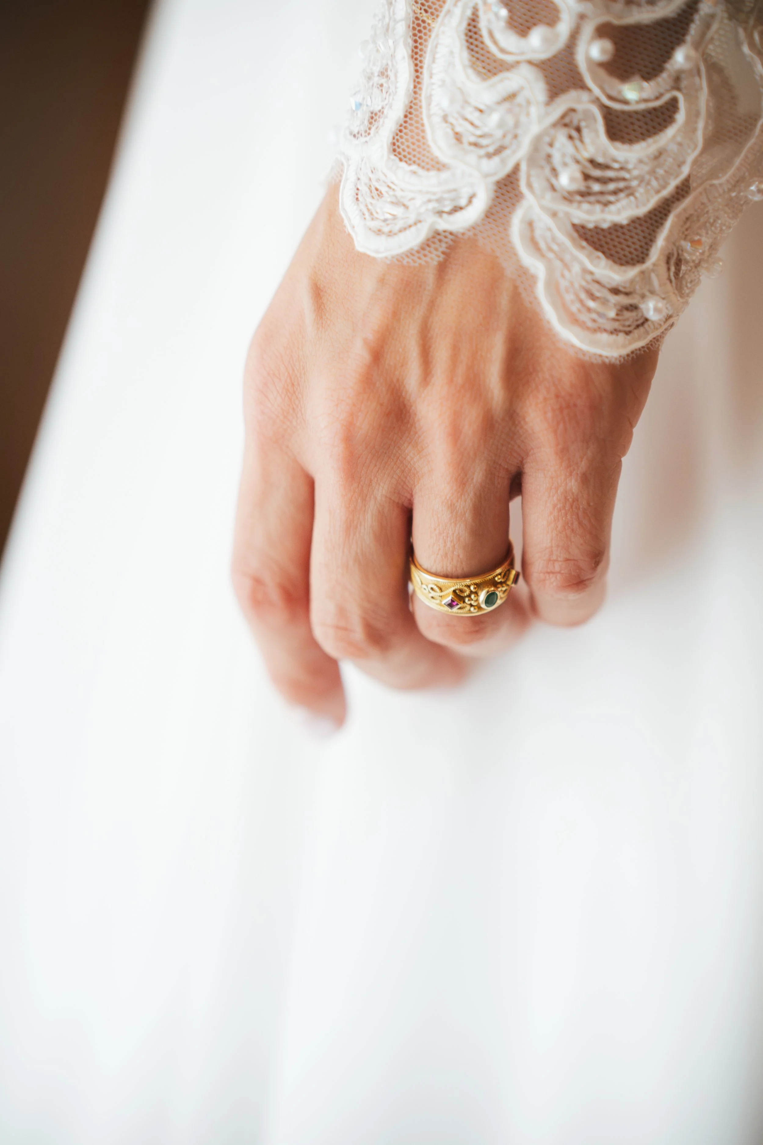 Bride &amp; Groom Details Every Couple Should Treasure (And Why They Matter in Wedding Photography)