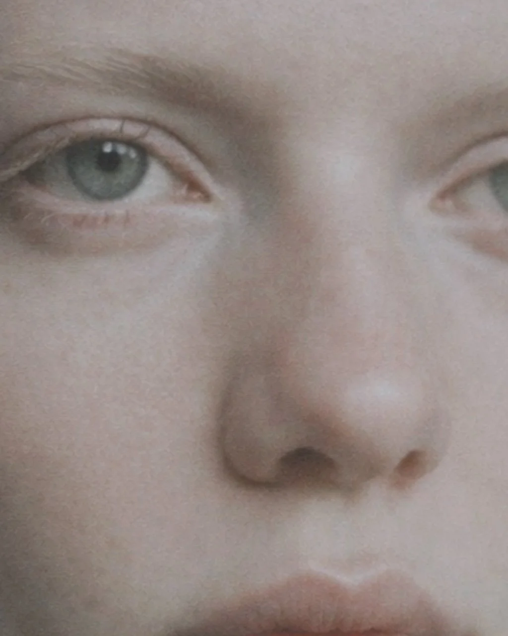 MŌR Only Oil anhydrous, bio-fermented skincare formula. Fully sustainable with skin health and longevity in mind. Image of Model with skin prepped using MŌR's Only Oil powered by phytoferma.