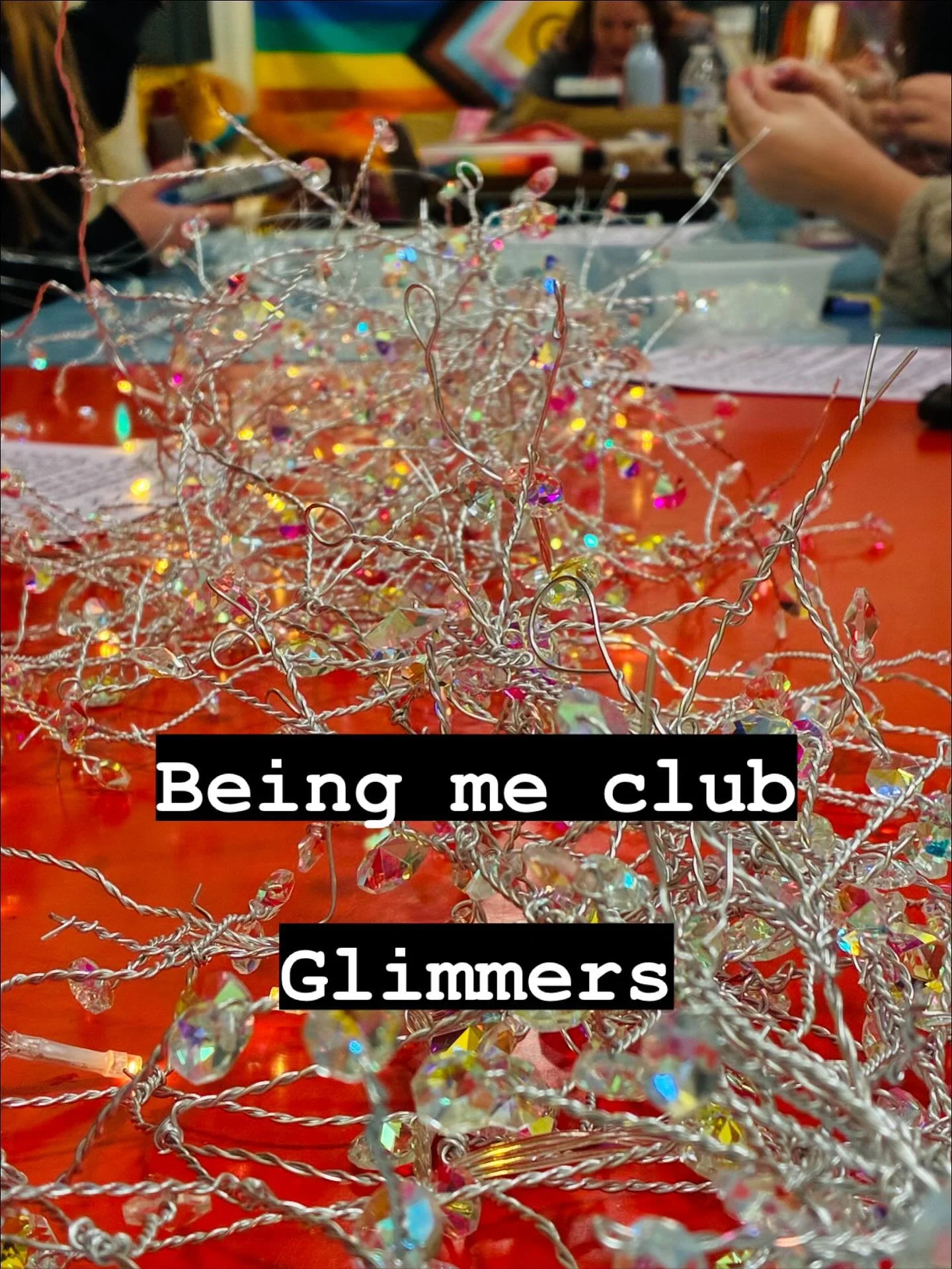 Being me club! 🤩✨🙏🏻🙌🏻
Neuro affirming creative clubs for young people.
This time the creative offering was around &lsquo;glimmers&rsquo;.
It was a privilege to have @ramonaevebigwood in the space bringing her workshop championing neurodiversity 