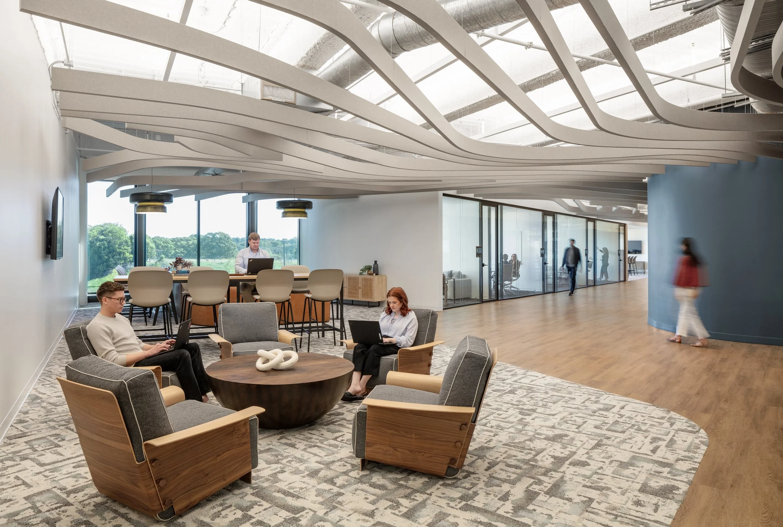 MB20240423_Bandwidth_IMG_1573 X- Light vs. Light.jpg