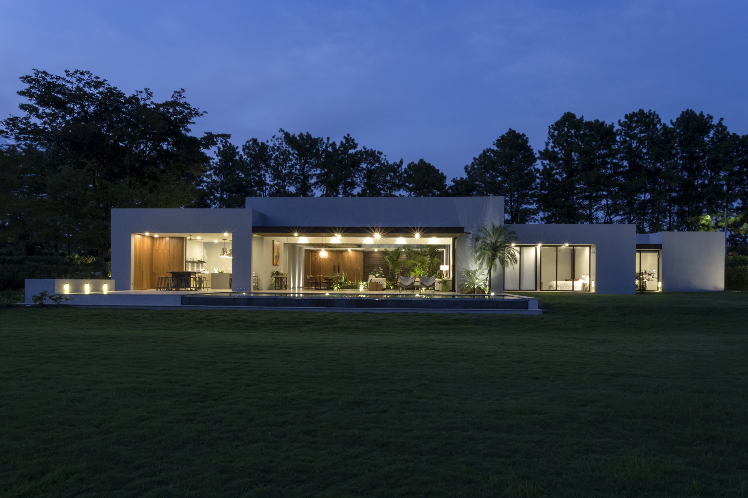 CASA 6_1.jpg