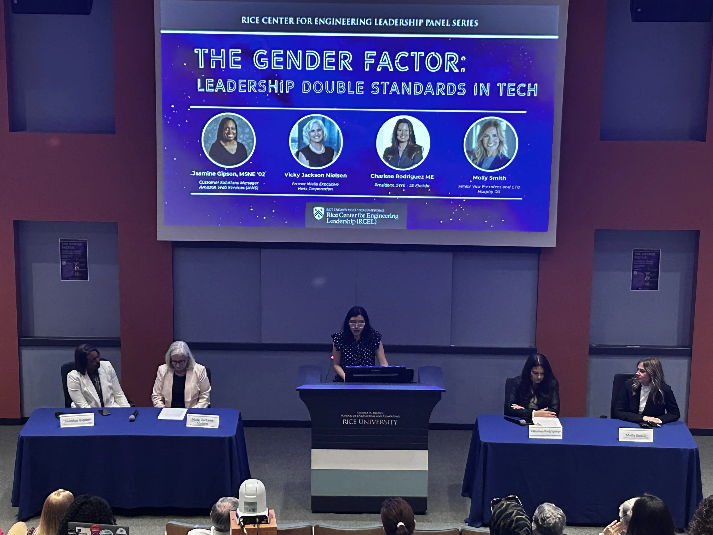 Breaking Barriers: Leadership &amp; Gender in Tech