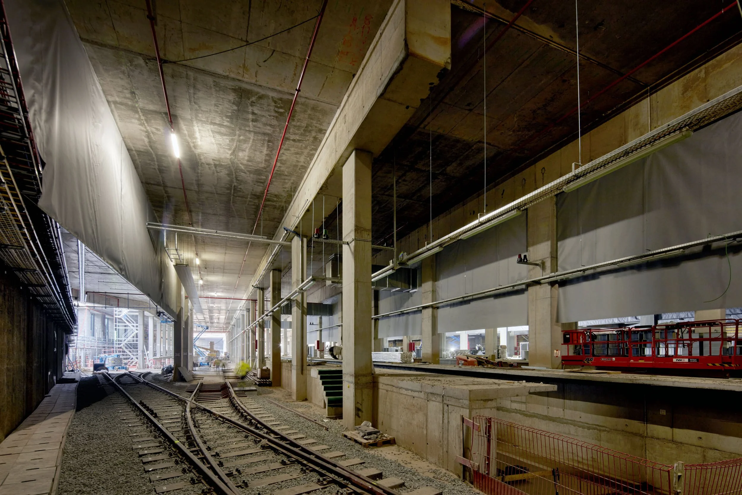 Werf metrodepot Erasmus, opdracht voor Peri