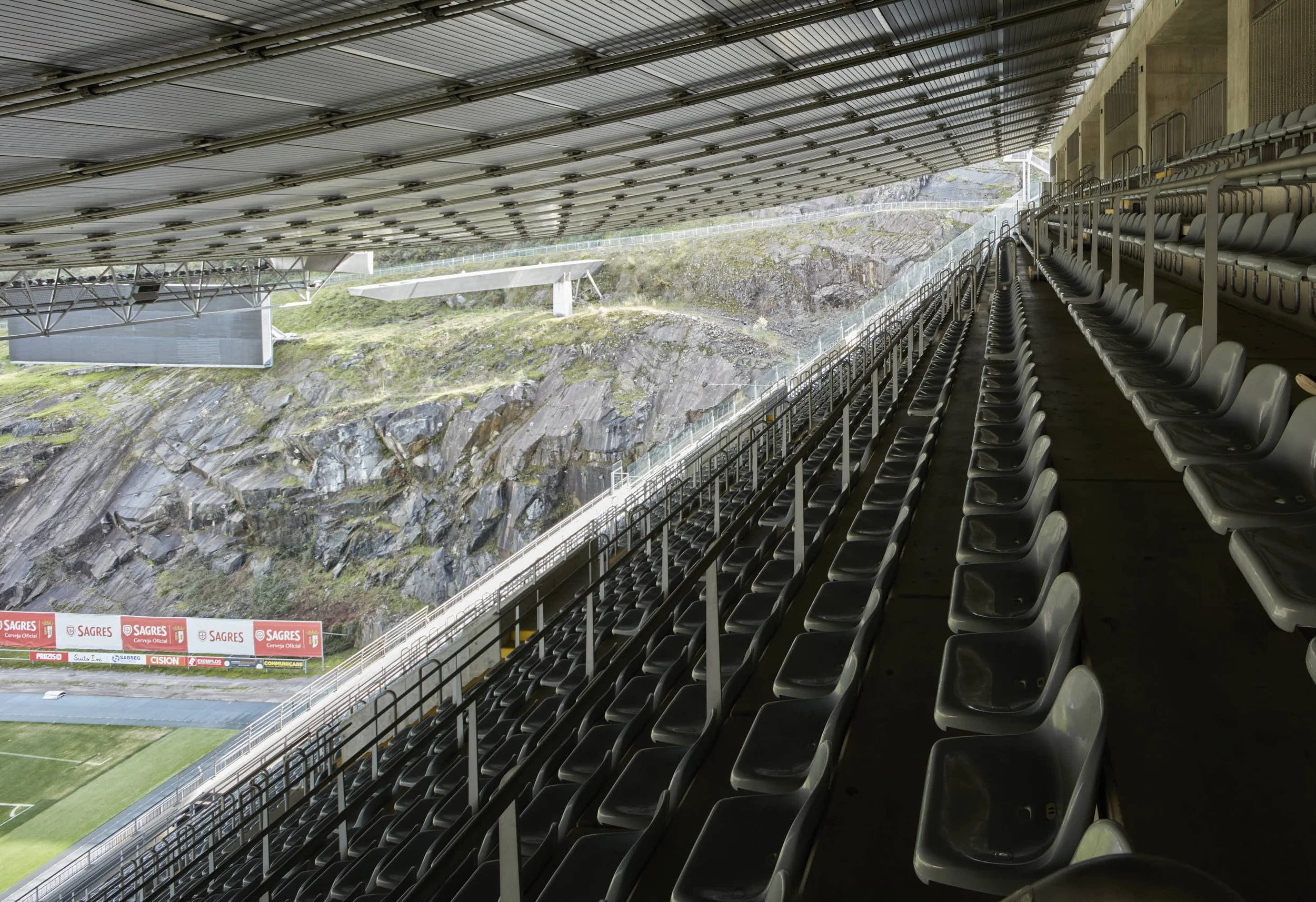 Estádio Municipal de Braga, de tribune