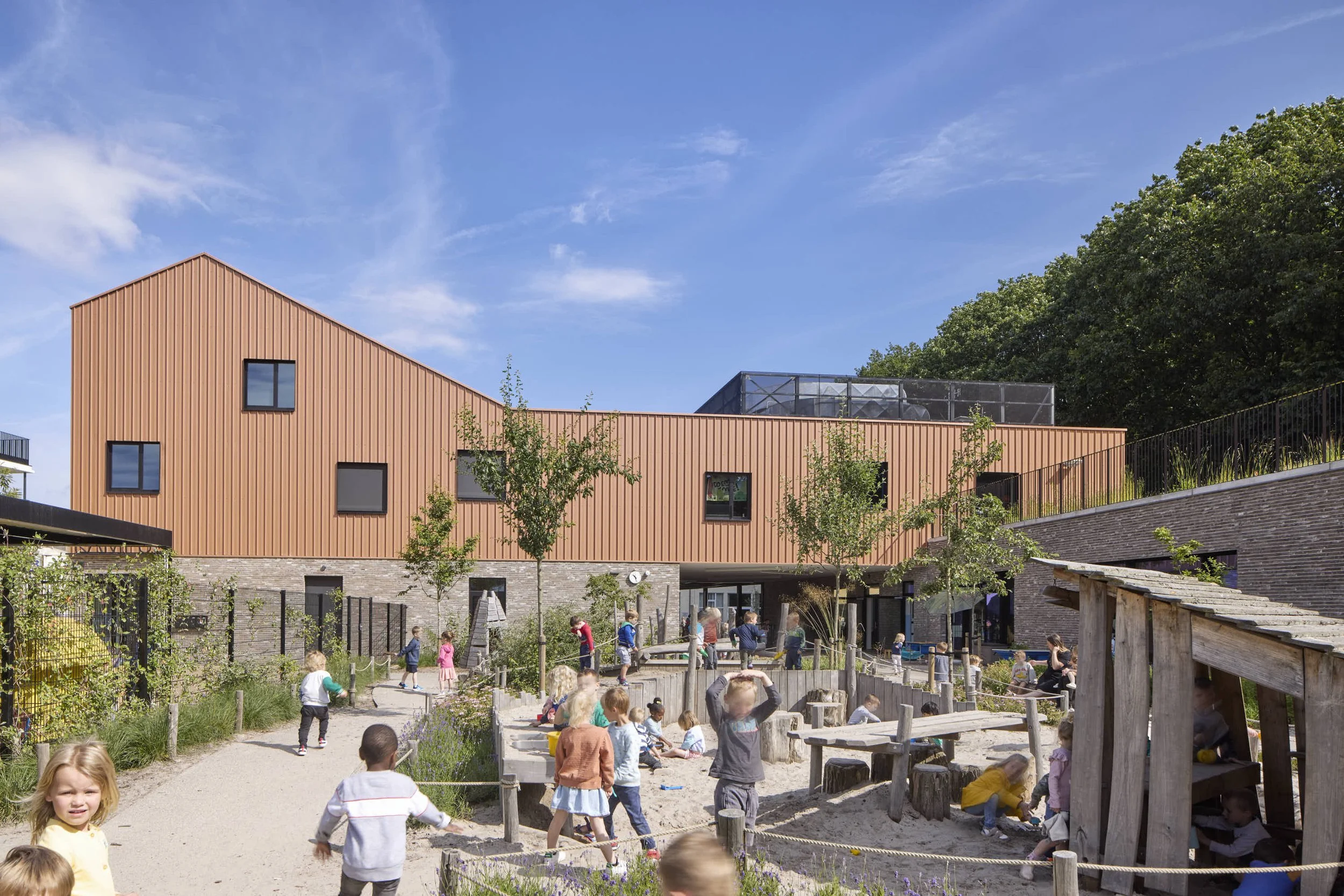 De Knipoog Vorselaar, opdracht voor Czaar architecten en Dethier