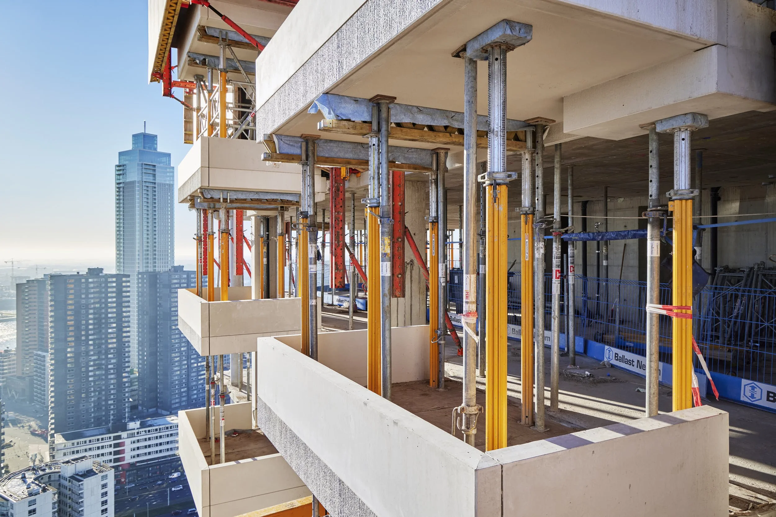 Werf Cooltoren Rotterdam, opdracht voor Peri
