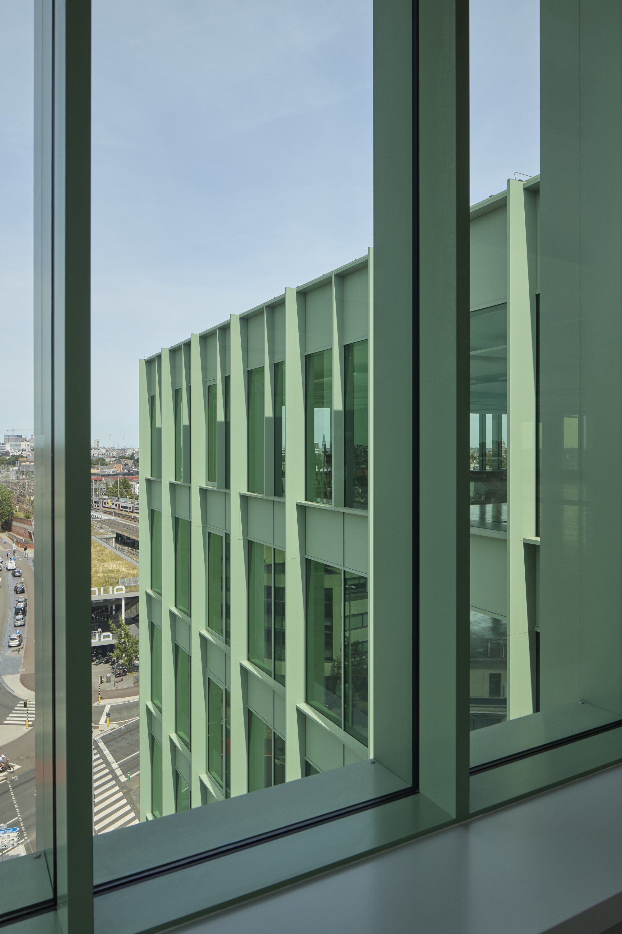 Posthofbrug Antwerpen, ontwerp van Polo