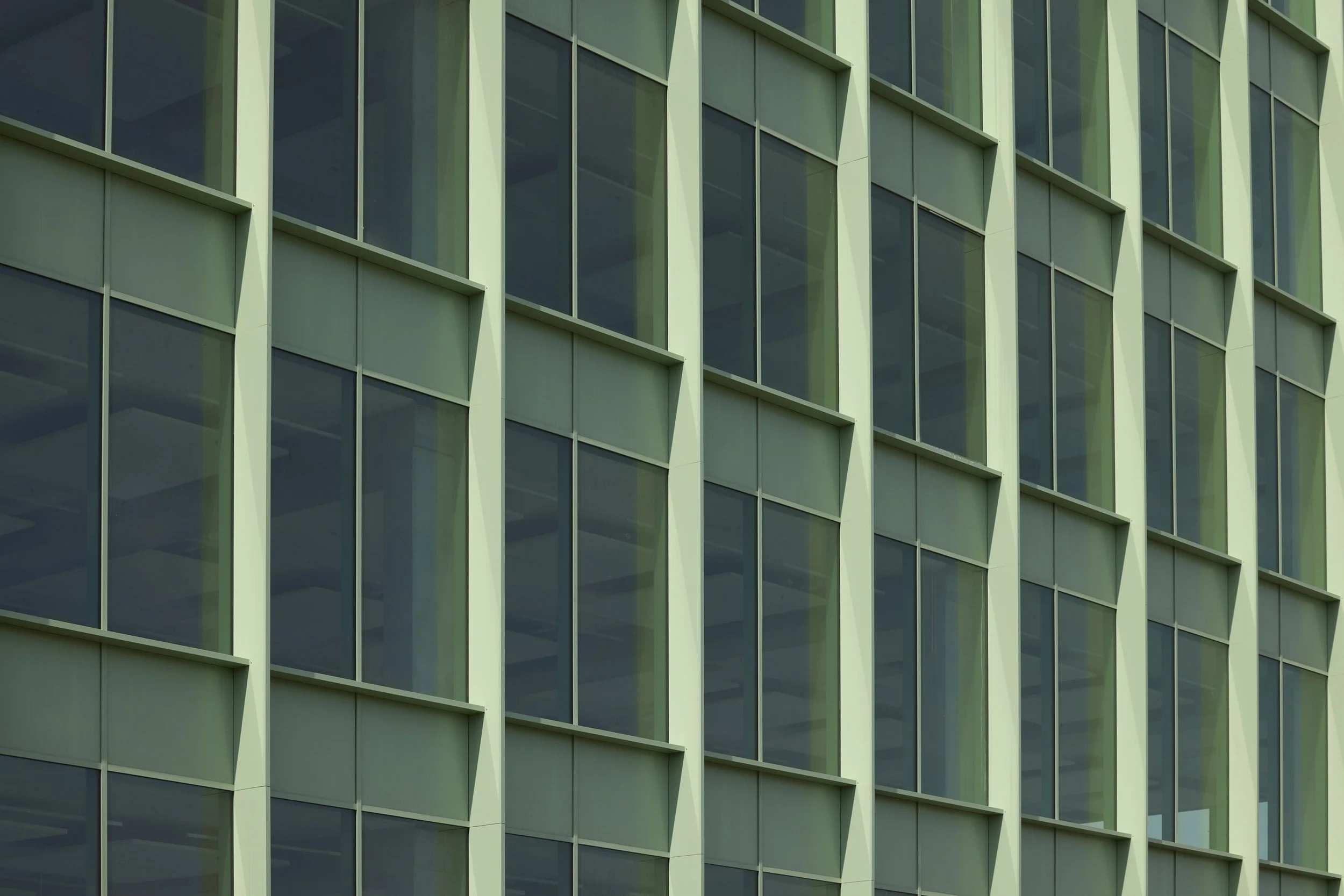 Detail van Posthofbrug Antwerpen, ontwerp van Polo