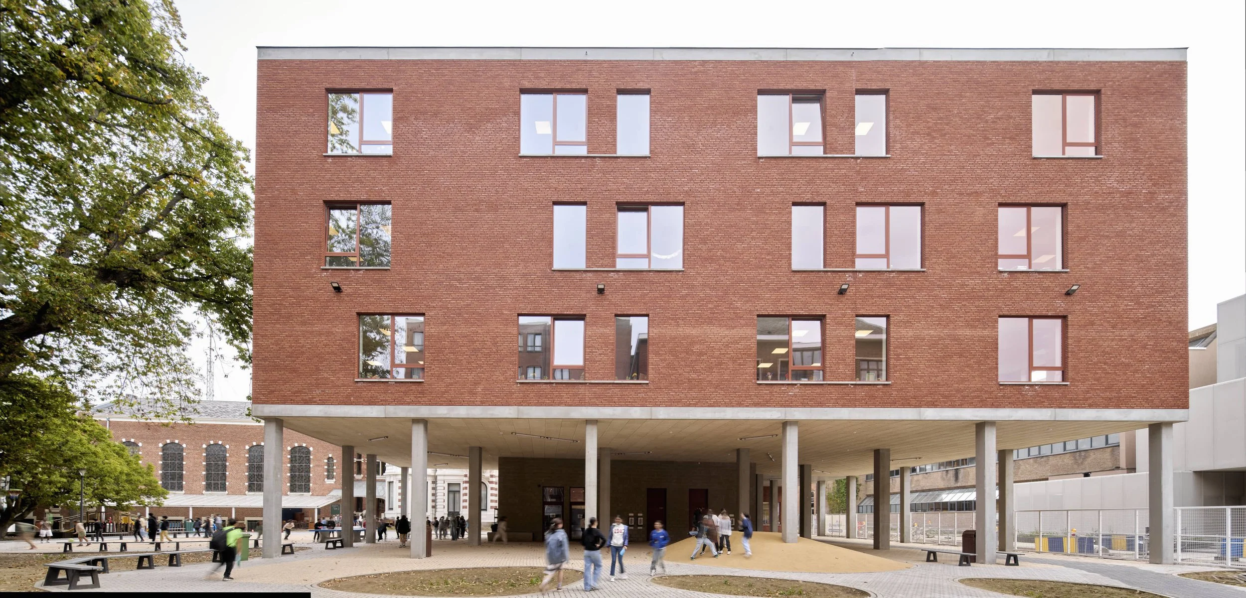 Jozefienen Sint-Niklaas, opdracht voor Czaar architecten en Dethier
