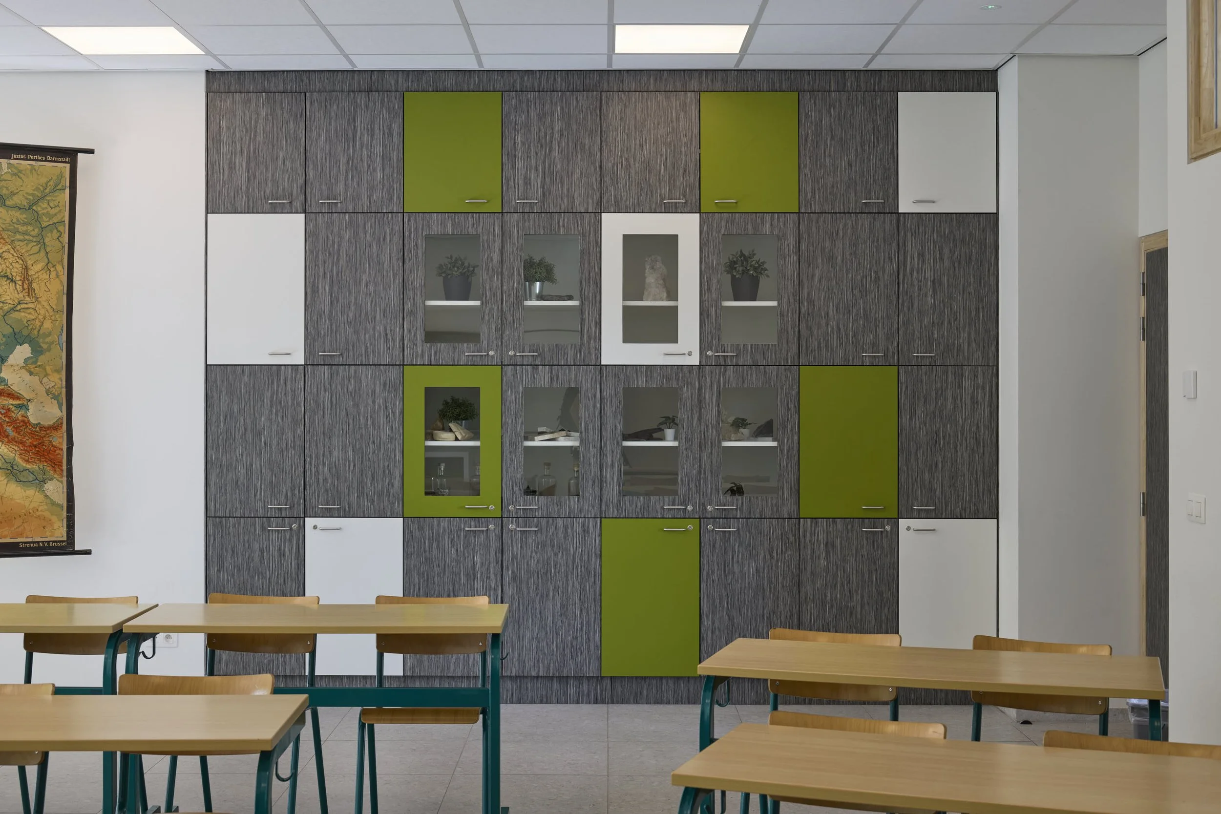 Klaslokaal met leerlingen, basisschool Sint-Leonardis Zoutleeuw