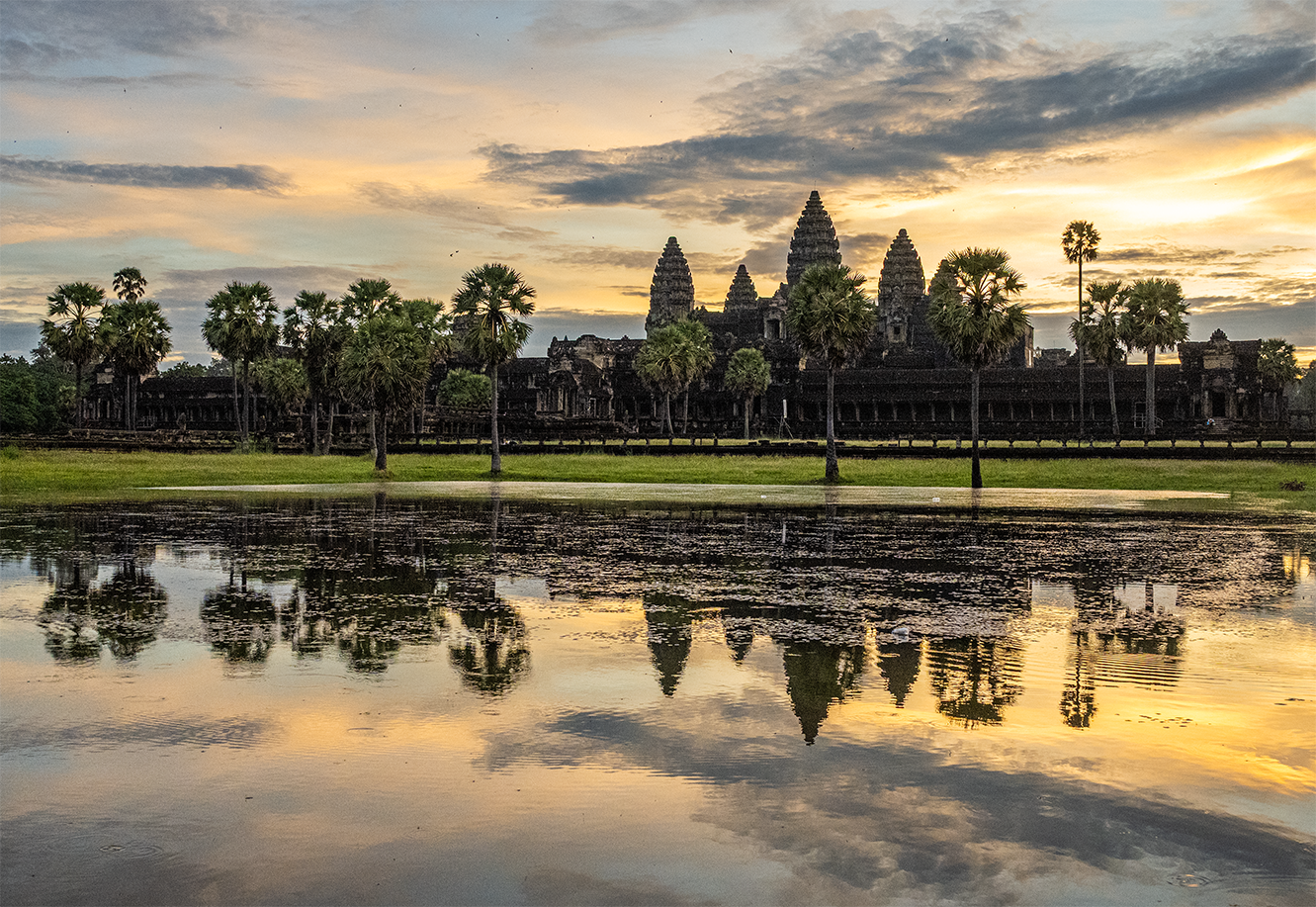 landscapes_Sunrise_at_Angkor_Wat__no-border.png
