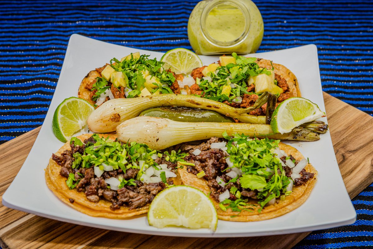 Juanchos Tavos de asada00001.jpg