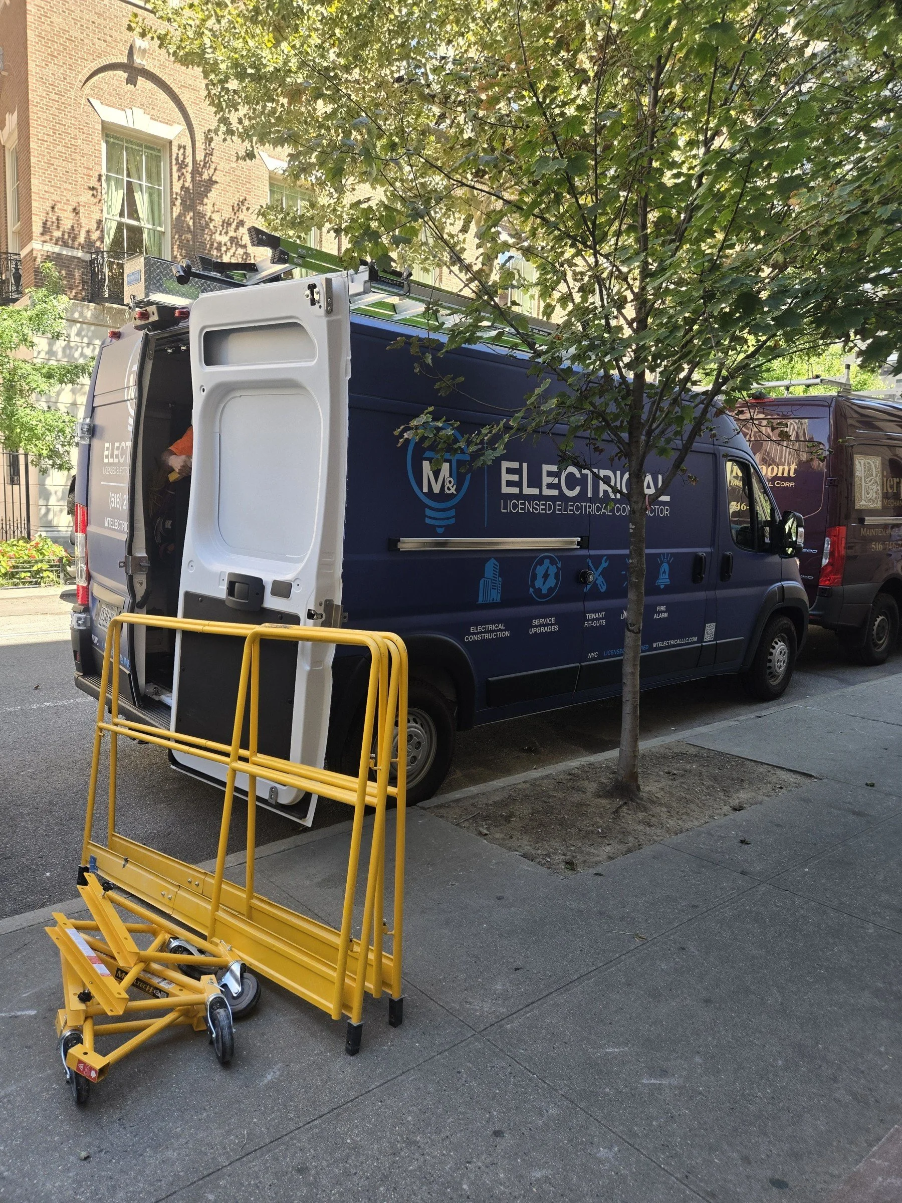 M&T Electrical van on an emergency call with Con Edison