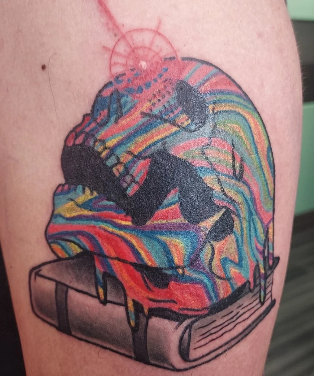 By Allie, to book an appointment, please visit https://venue.ink/@allie.emery_tattoos #bodyanthology #northolmsted #clevelandtattoos #femaletattooartist #tattoo #tattooist #ohiotattoo #tattoos #tattooartist #femaletattooists #clevelandtattooartist #f